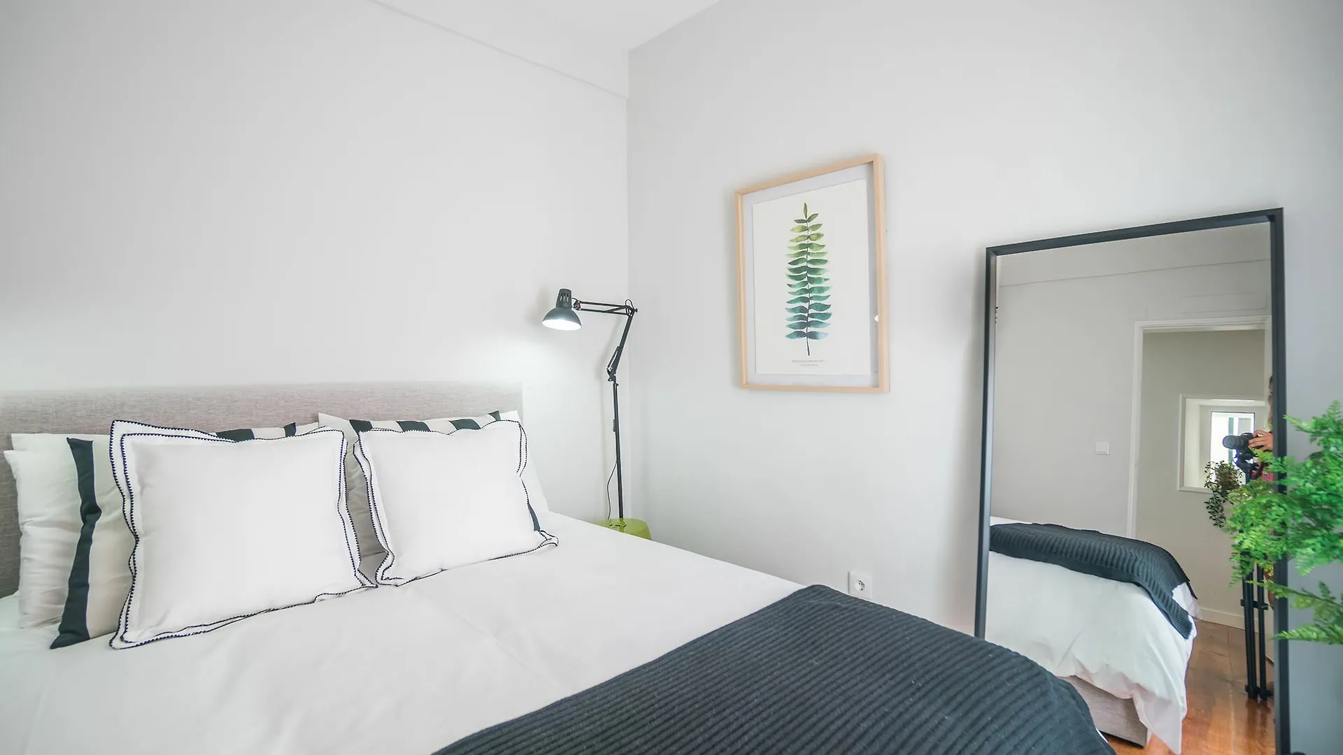 Private Terrace And Design Apartment By Buuka Apartments Lisbon